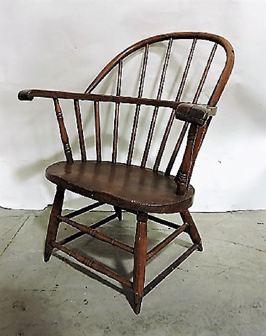 Early Windsor style: slipper chair
