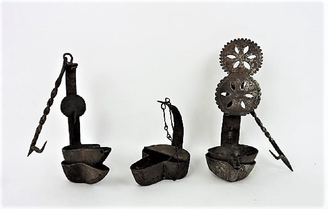 Lot of 2 - iron double-cruzie grease lamps and (1 of 1)