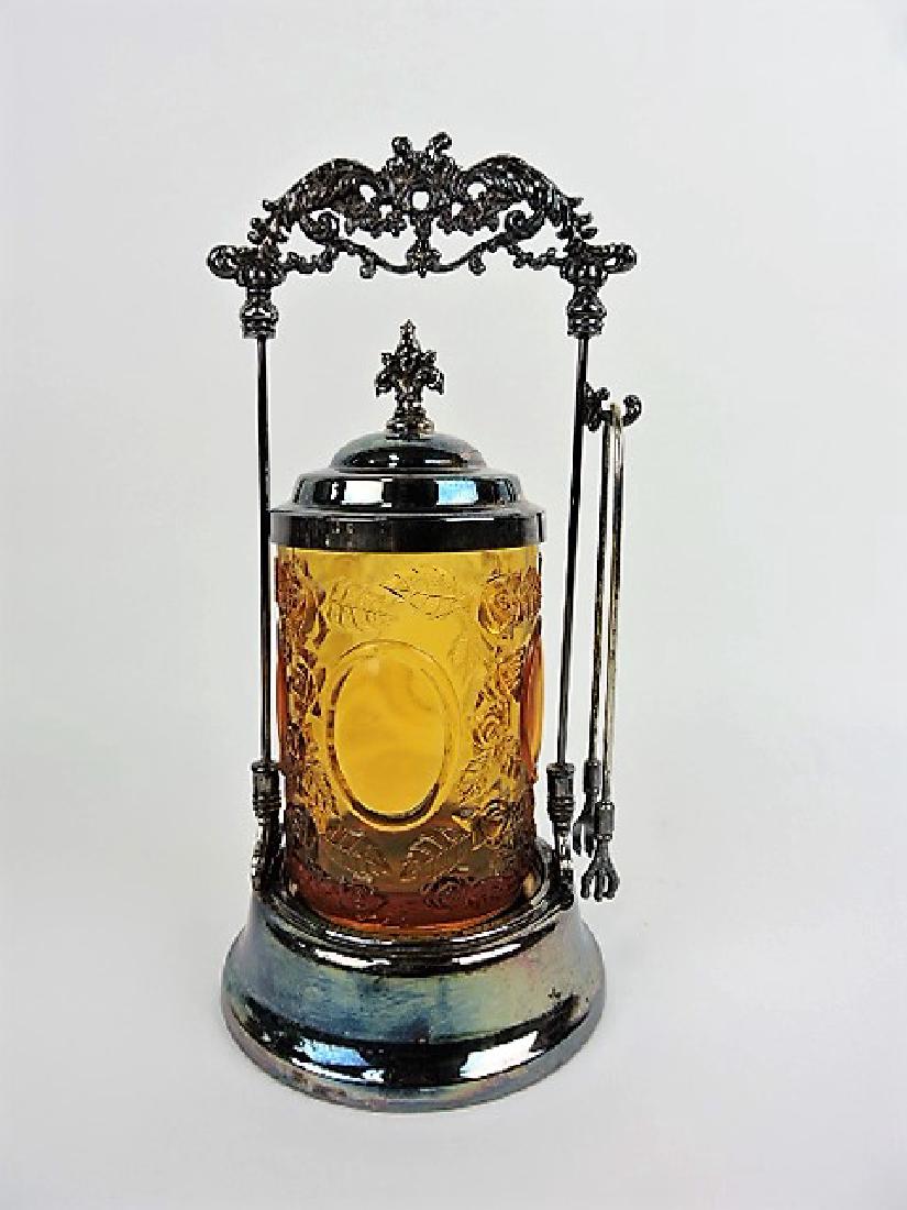 Amber with roses pickle castor: .