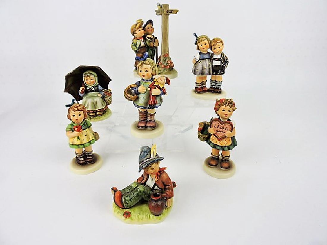 Hummel lot of 7 club pcs - 331, 408/0, 449, 431, (1 of 1)