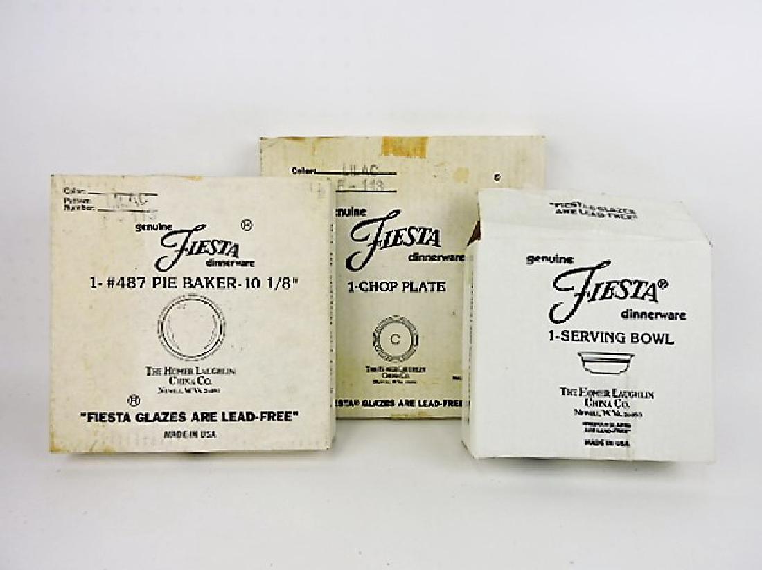 Fiesta Post 86 lilac lot - chop plate, pie baker (1 of 1)