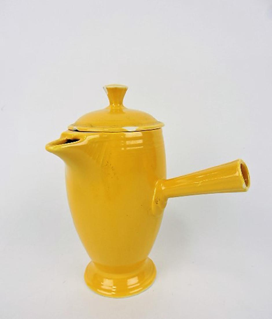 Fiesta demitasse pot, yellow, chips (1 of 1)