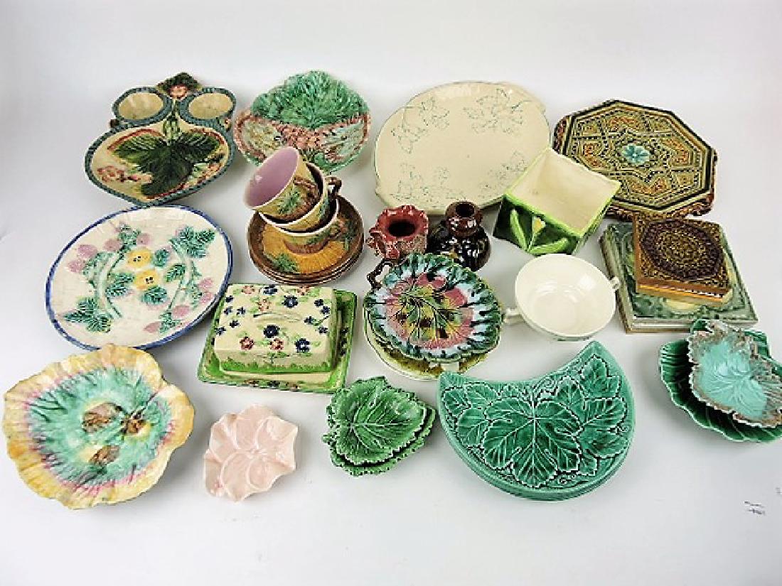 Majolica lot of 30 assorted items, various (1 of 1)