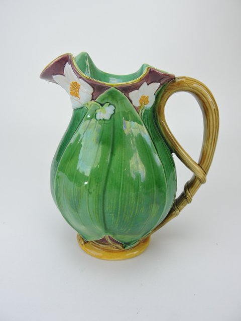 Minton majolica lily jug, 9": ,