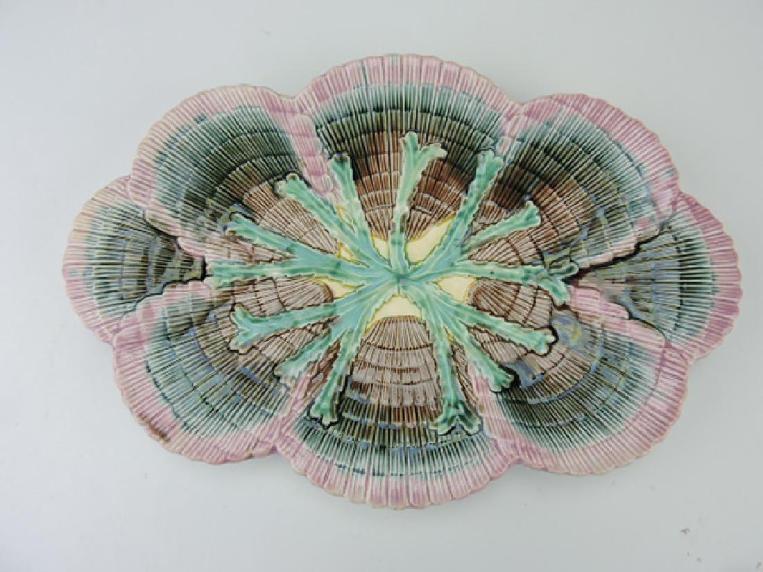 Etruscan majolica shell and seaweed platter, 14" (1 of 1)