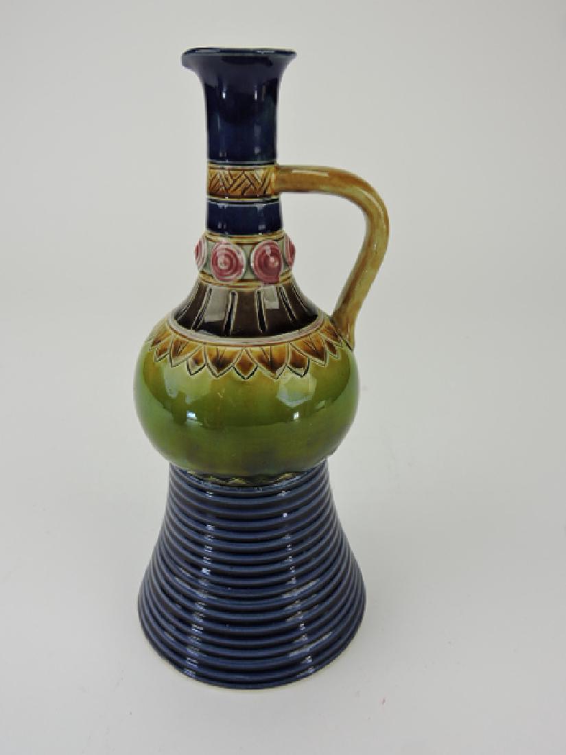 Sarreguemines majolica unusual form cover, #1187,: 9"