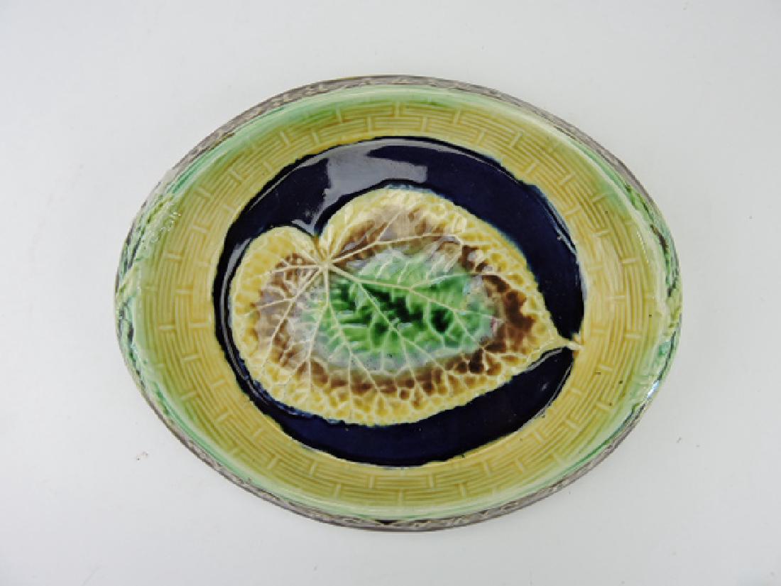 Majolica begonia leaf on cobalt ground bread tray, (1 of 1)
