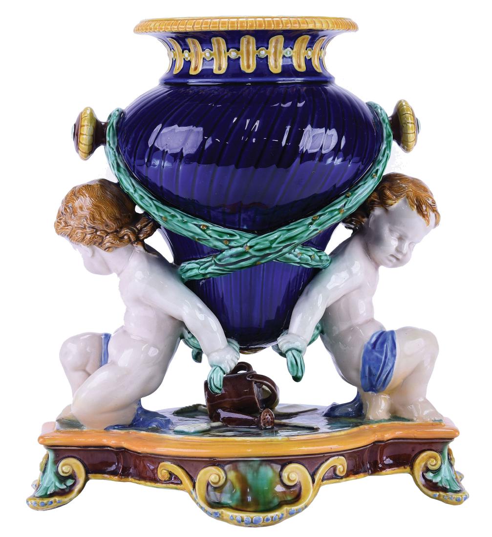 Wedgwood Majolica "Boucher"™ Vase c.1875. (1 of 1)