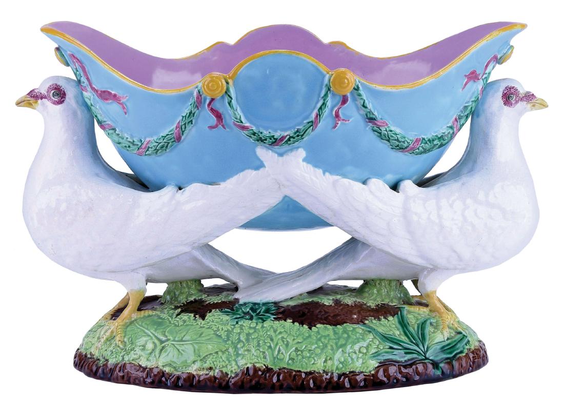 George Jones Majolica "Doves"™ Centrepiece c.1875 (1 of 1)