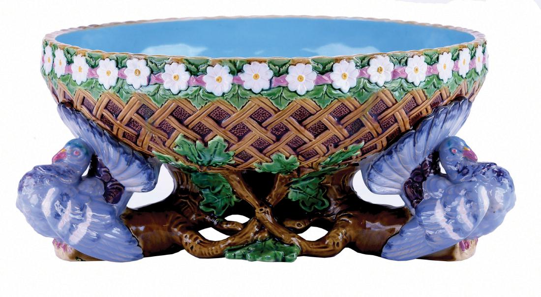 Minton Majolica Pigeon Centrepiece Bowl c.1875, (1 of 1)