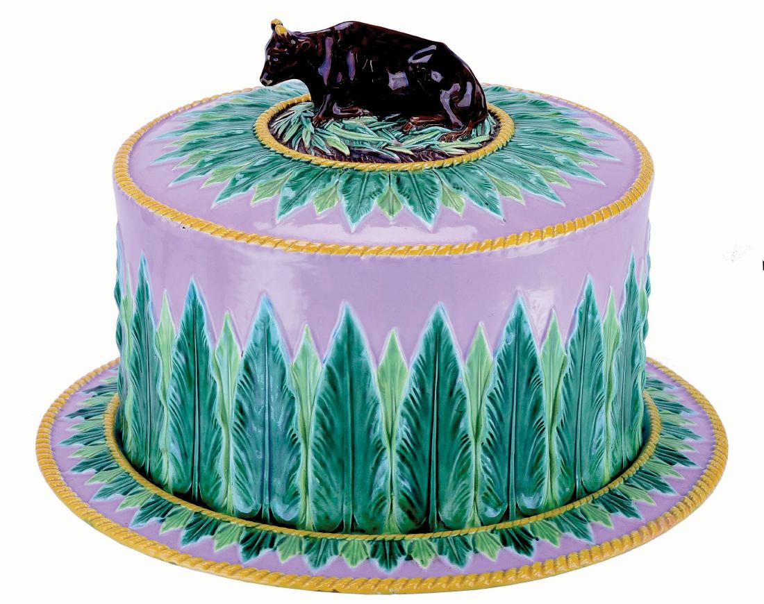 George Jones Majolica Half Stilton Acanthus Cheese (1 of 1)