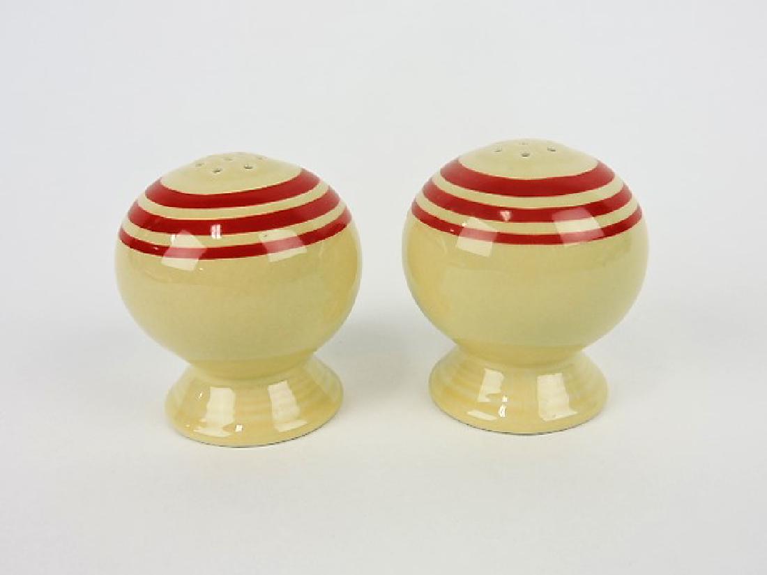 Fiesta Post 86 red stripe salt & pepper, (1 of 1)