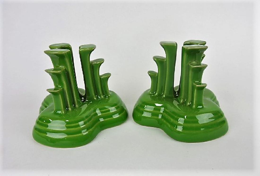 Fiesta Post 86 shamrock pair pyramid candle (1 of 1)