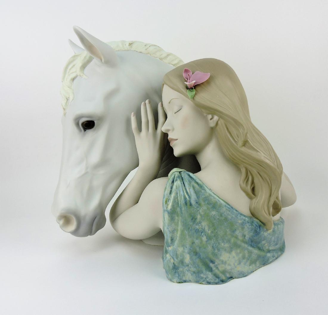 Lladro "A True Friend" #8666, 15"h,: 19"w