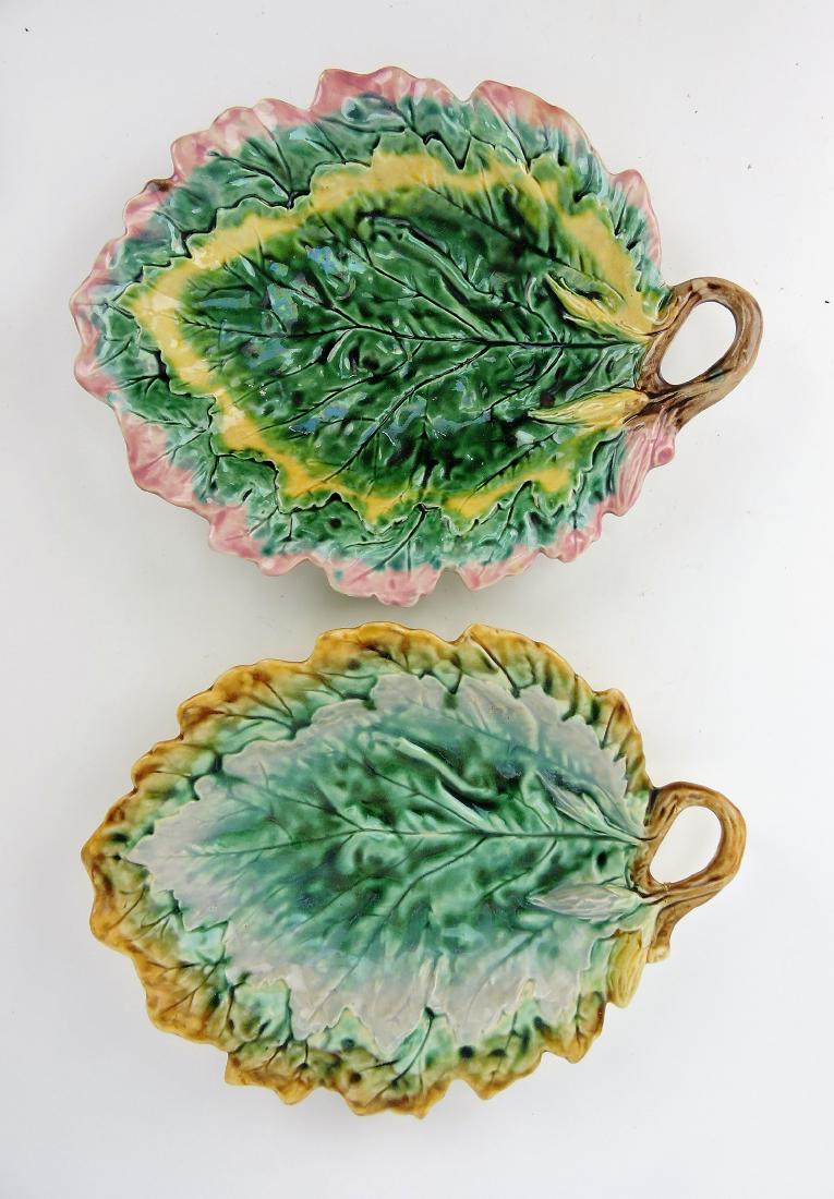Etruscan Majolica pair of oak leaf (1 of 1)