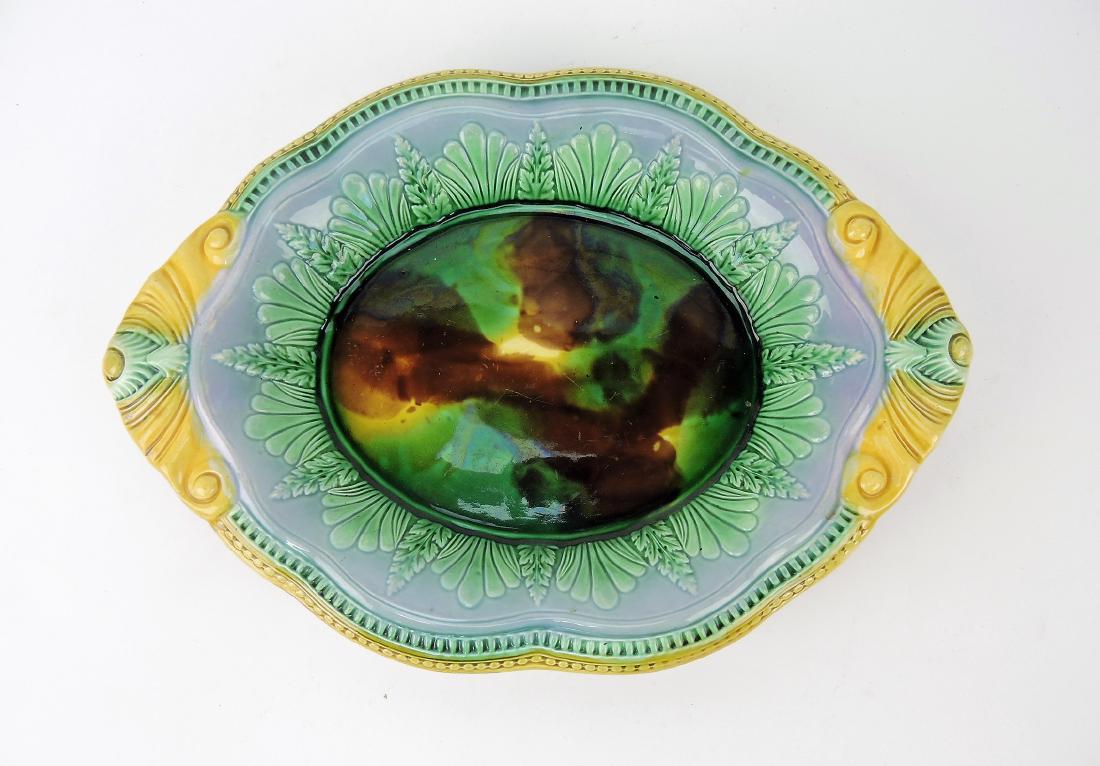 Majolica tray with lavender border, (1 of 1)