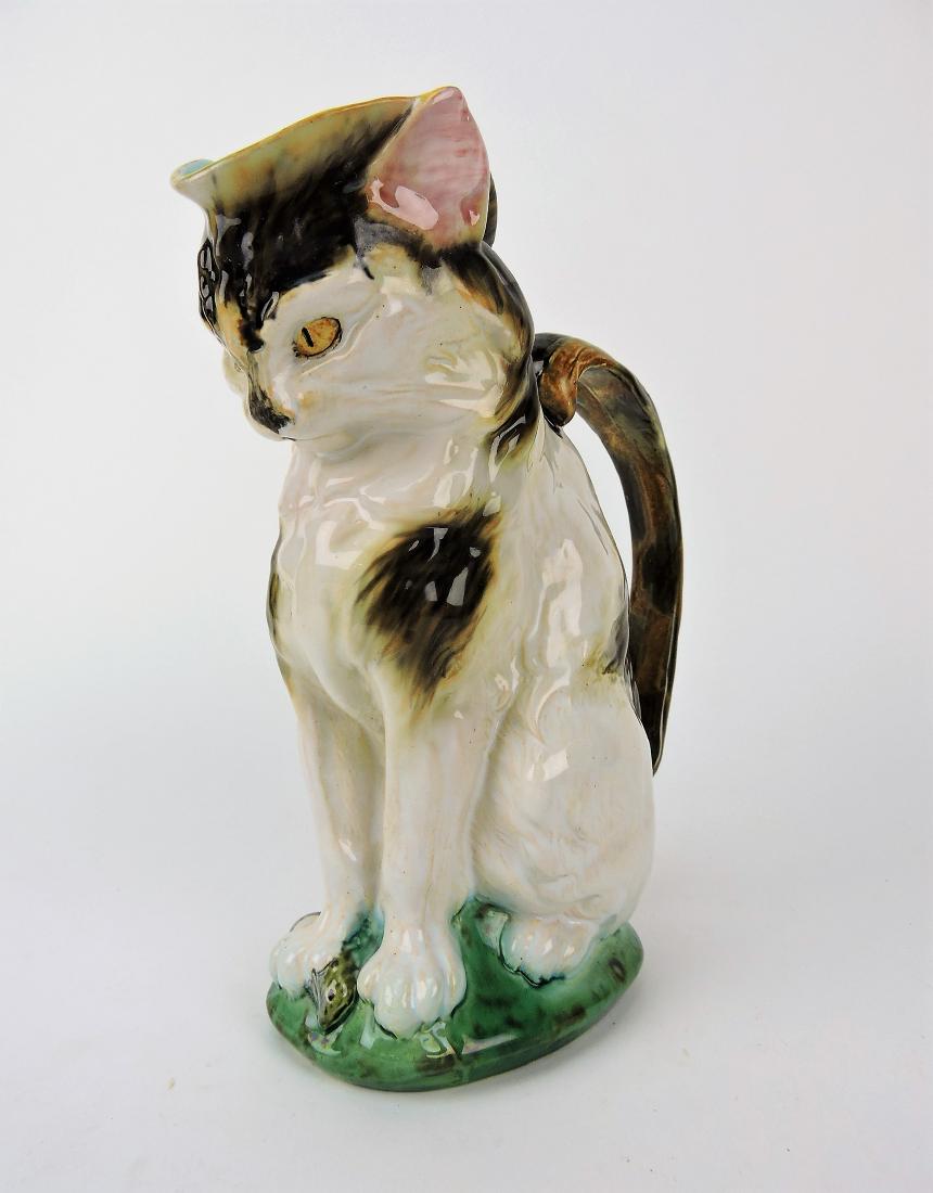 Minton Majolica figural cat with mouse (1 of 2)