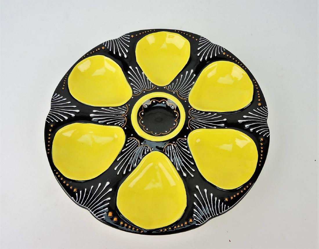 Quimper yellow and black oyster (1 of 1)
