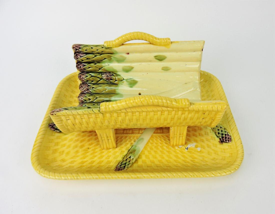 Majolica two piece asparagus (1 of 1)
