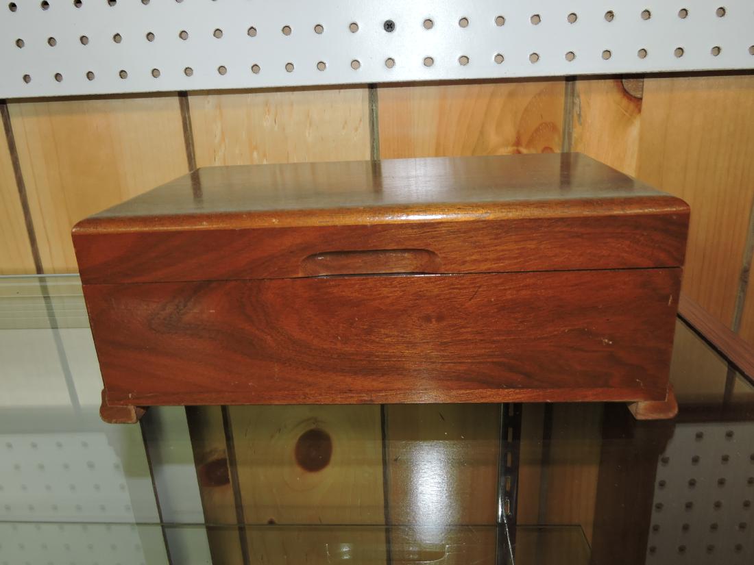 Thorens Swiss music box with 2 (1 of 3)