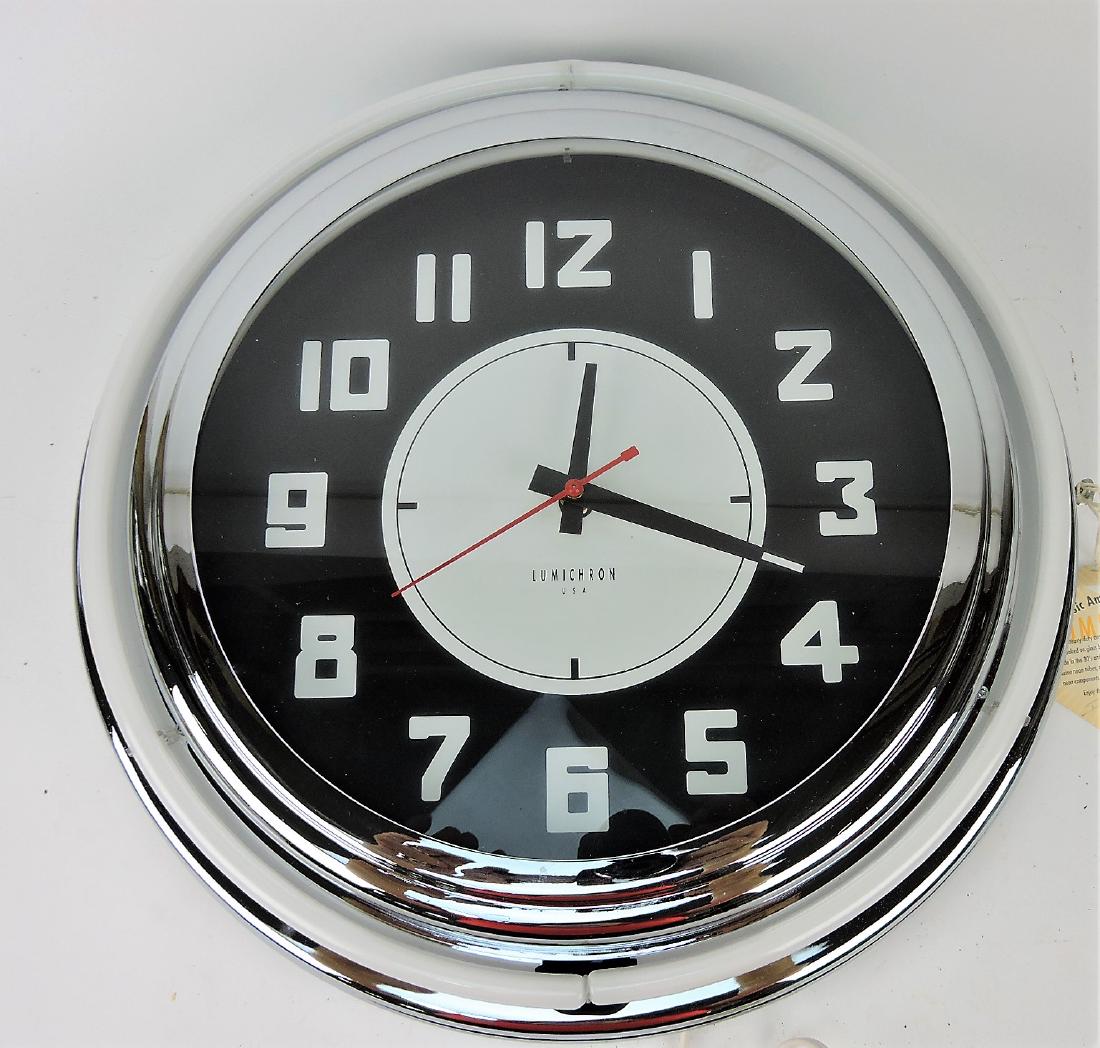 Lumichron 18" neon clock
