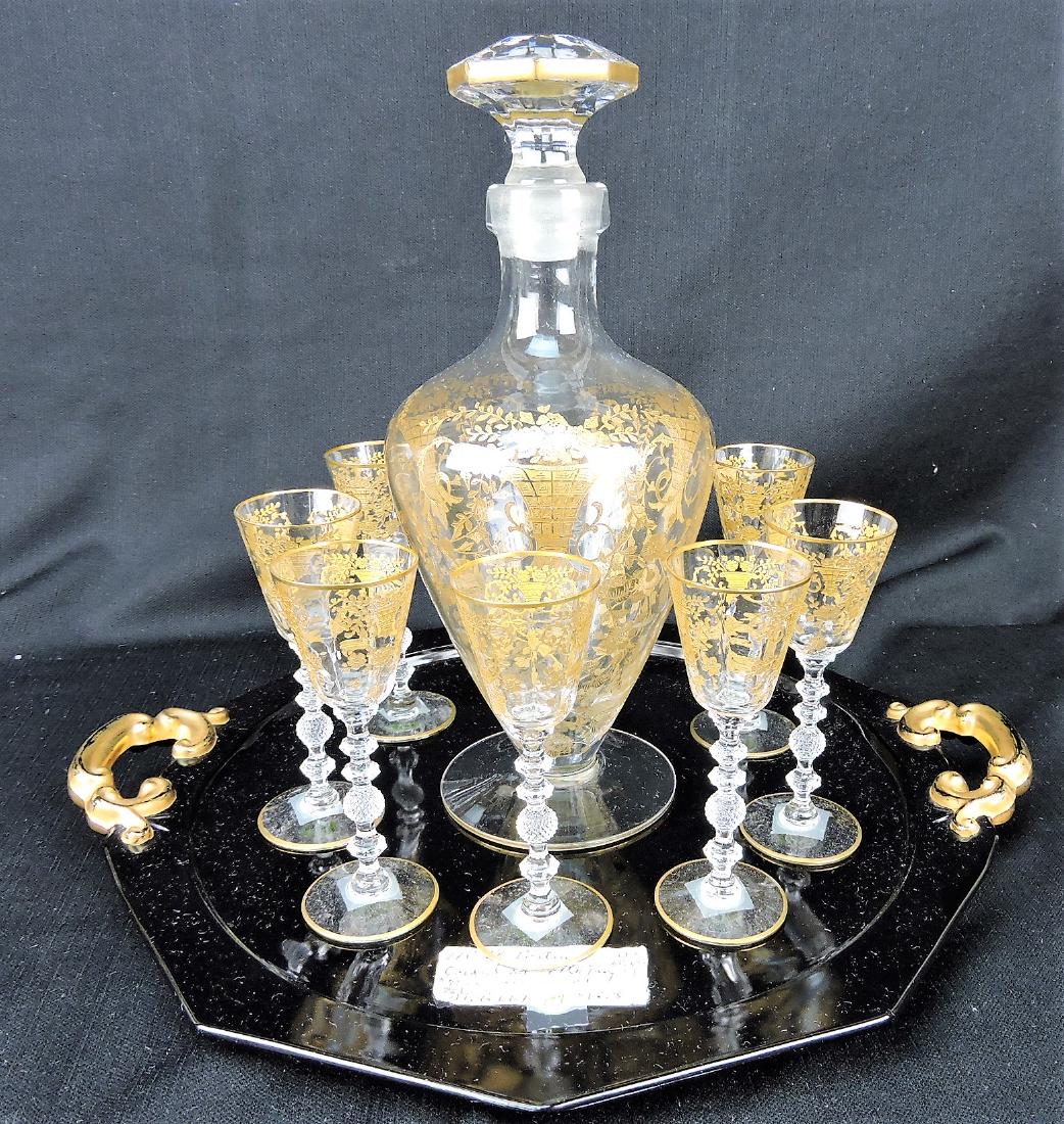 Cambridge Portia wine set with black: tray, decanter and 8 wine glasses with gold, nice set