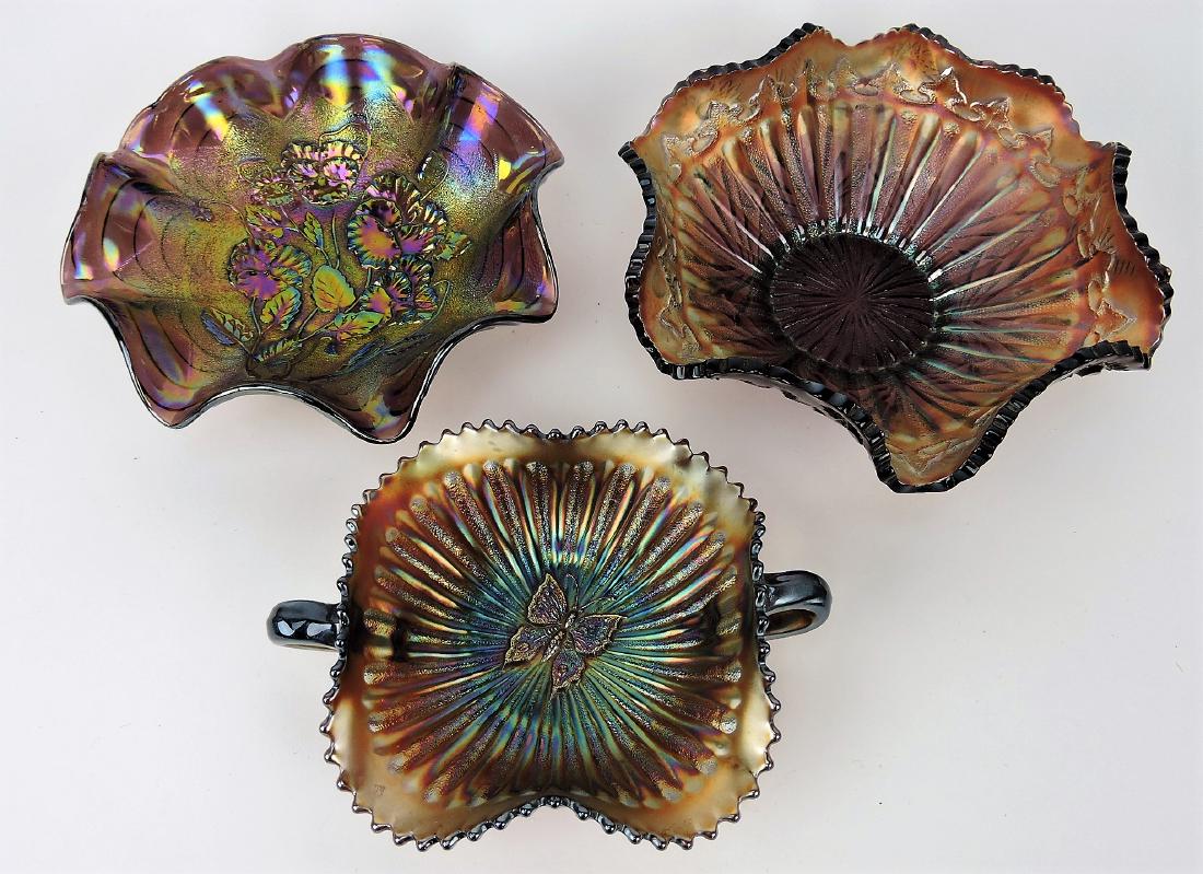 Amethyst carnival glass lot of 2 bowls (1 of 1)