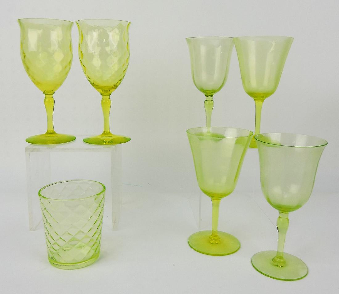 Vaseline glass lot of 6 goblets, (1 of 1)