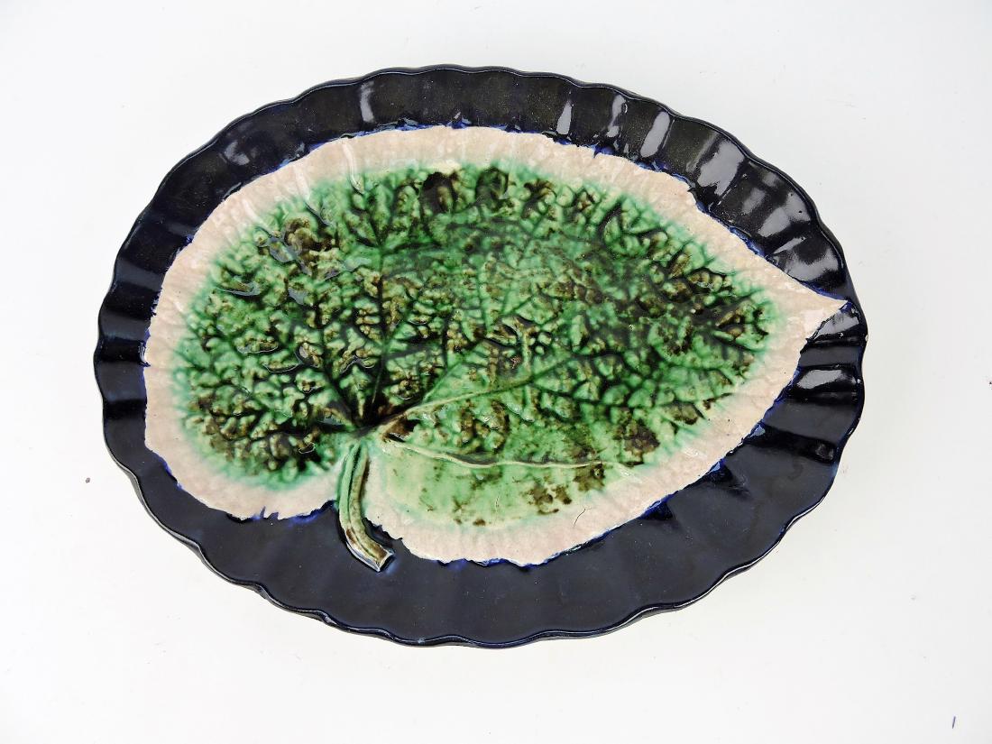Majolica begonia leaf on cobalt platter, (1 of 1)
