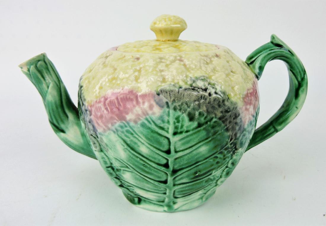 Etruscan majolica cauliflower teapot,: nice