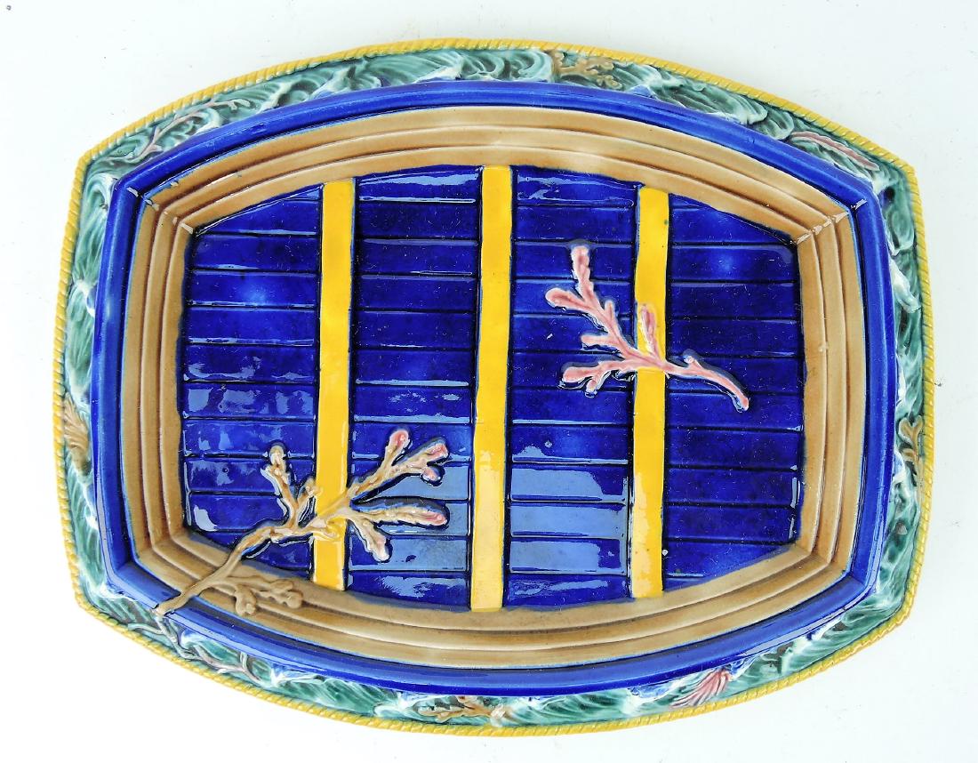 Wedgwood majolica cobalt crate and: waves platter, 12 1/2", hairline