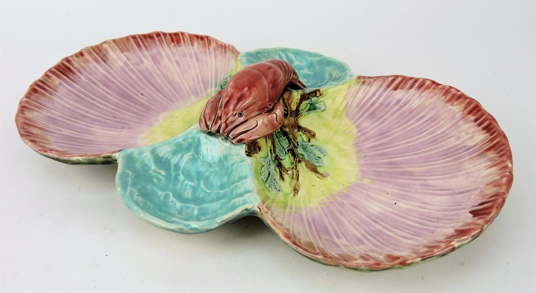 Majolica two part shell server with (1 of 1)