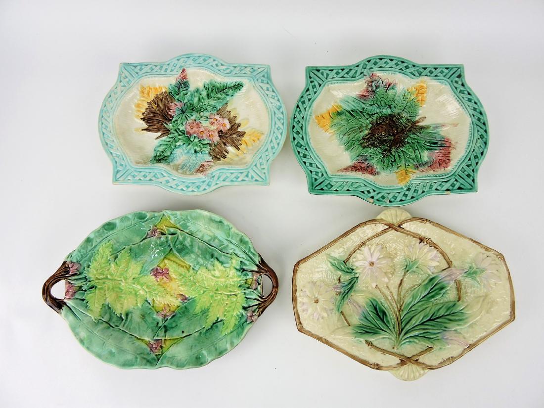 Majolica lot of 4 platters, various: condition
