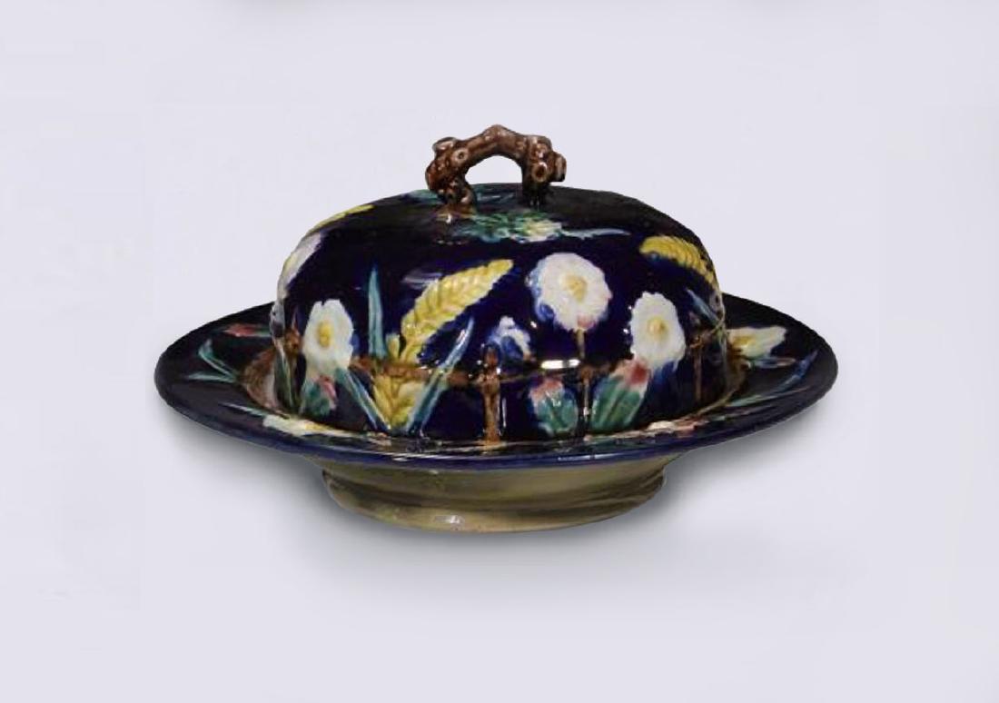 English Majolica cobalt Daisy and: wheat butter dish c.1880, 8"