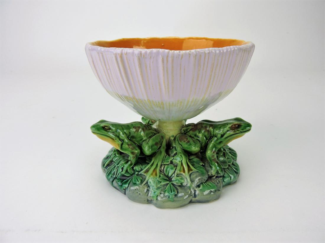 Minton majolica frog and mushroom: sweet meat dish, 4 1/4"h, 5"d, repairs to mushroom stem