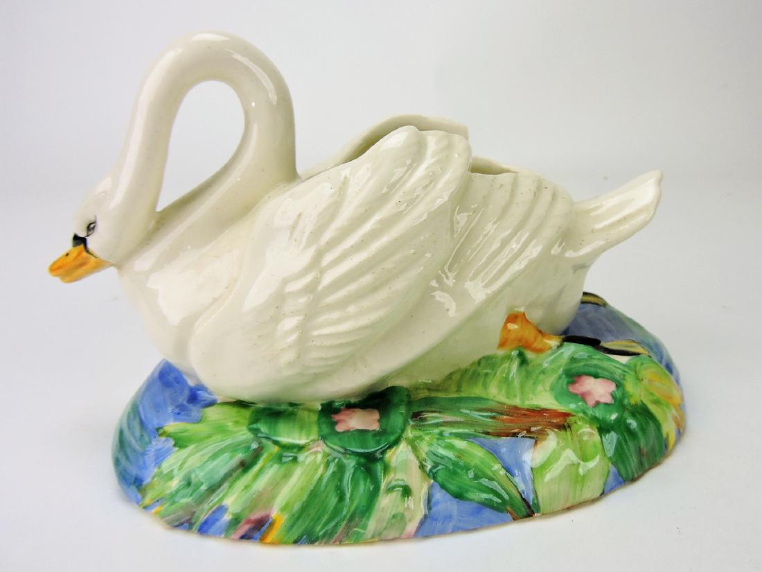 Clarice Cliff majolica type swan (1 of 1)