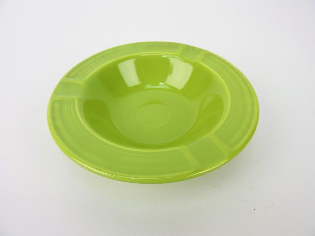 Fiesta ashtray, chartreuse (1 of 1)