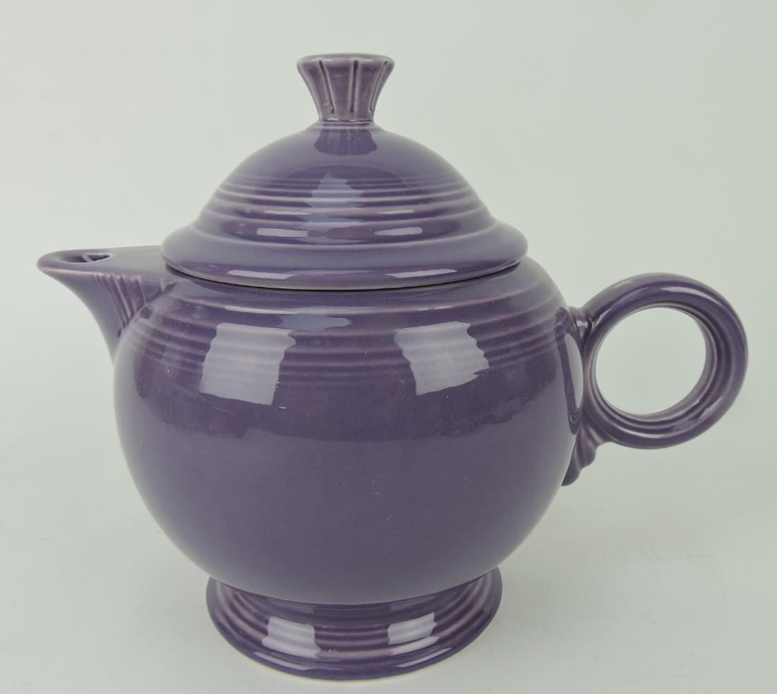 Fiesta Post 86 lilac teapot (1 of 1)