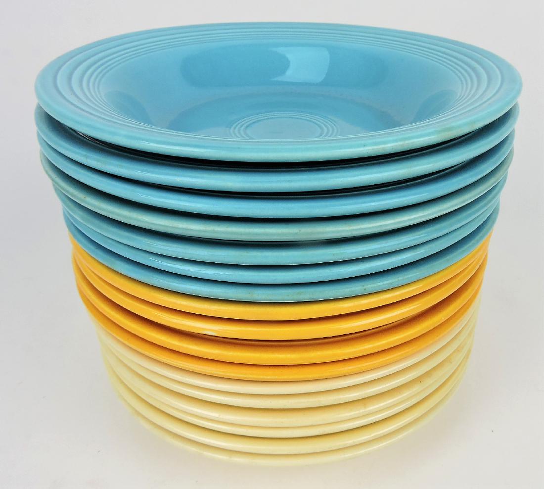 Fiesta deep plate group, 17 mixed (1 of 1)