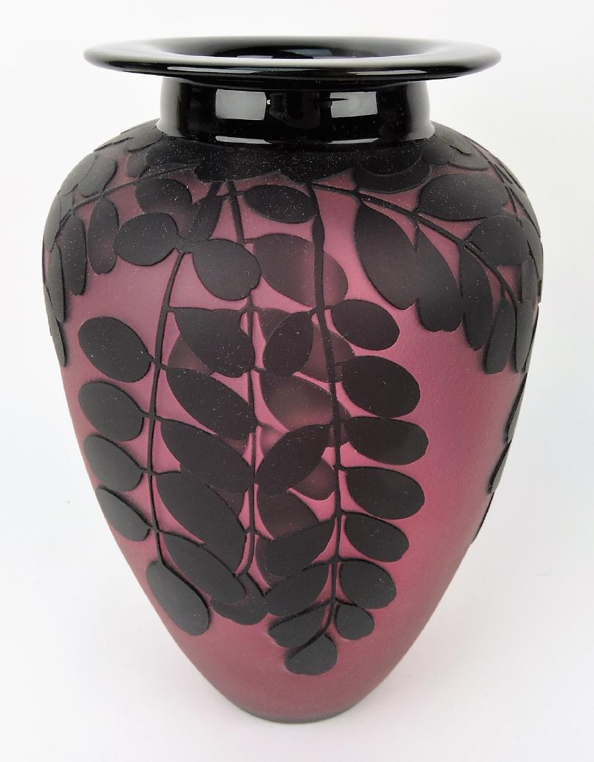 Kelsey Pilgrim art glass vase,: 12 1/2"