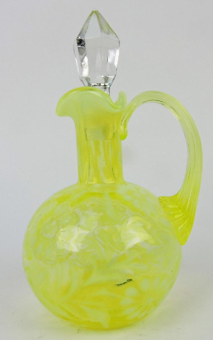 Fenton vaseline daisy and fern: opalescent cruet
