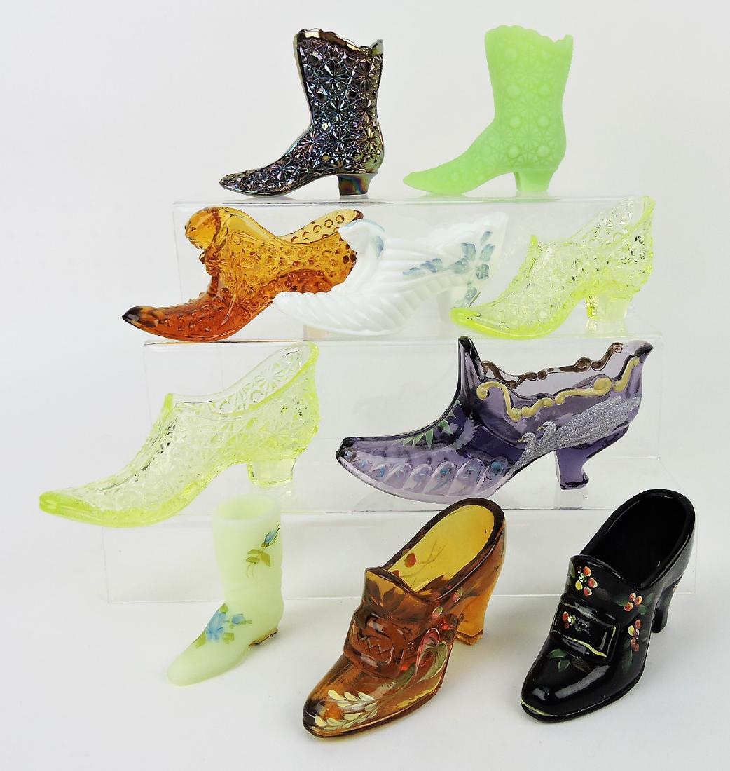 Fenton lot of 10 glass slippers