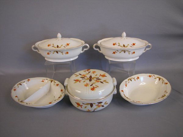 Hall Autumn Leaf Jewel Tea Round Plate Clock Ele Sep 25 2007 Strawser Auction Group In In