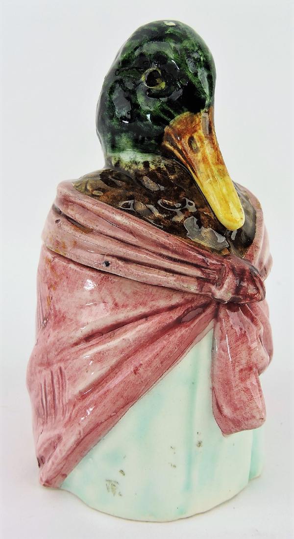 Continental majolica duck with red: cape humidor, 5 1/2"