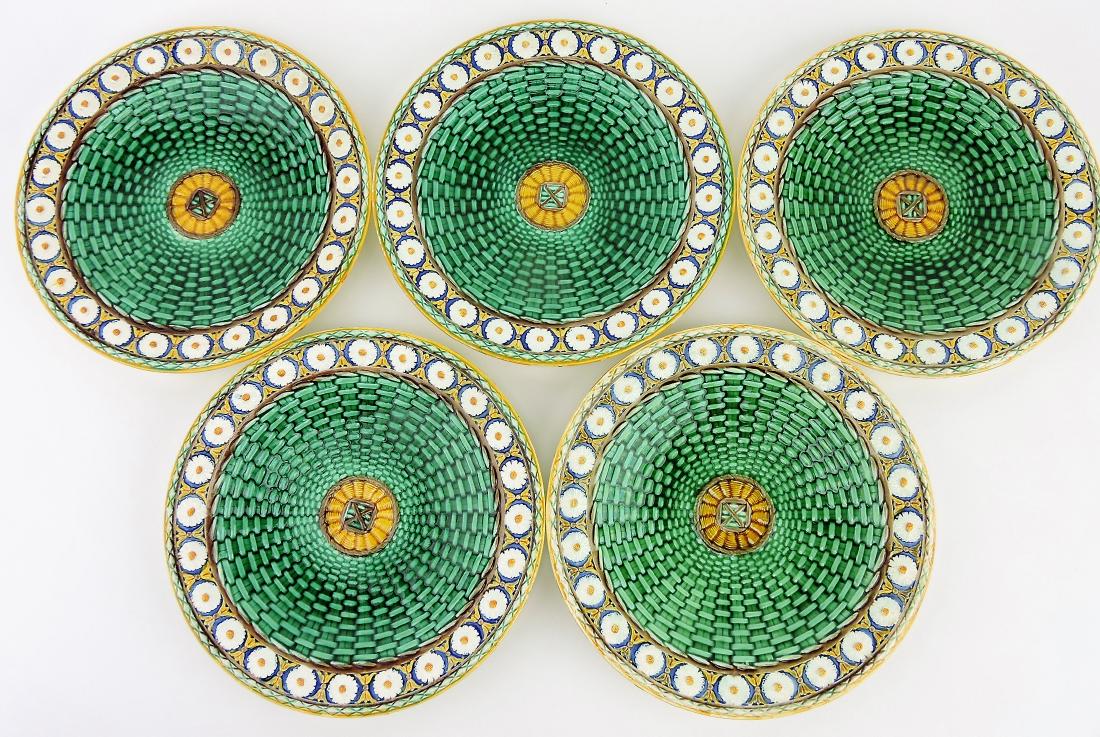 Wedgwood majolica set of 5 - 8 1/2": Stanley plates