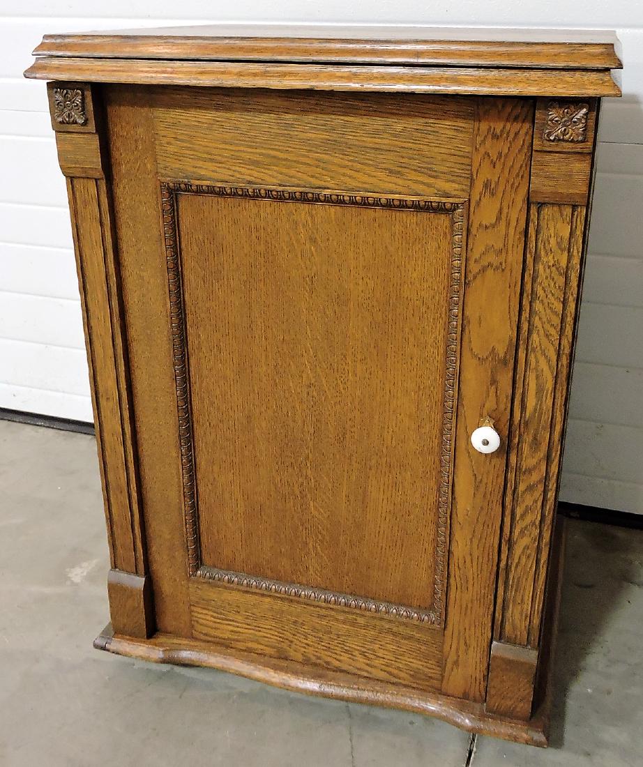 Oak sewing machine cabinet, 31"h, (1 of 1)