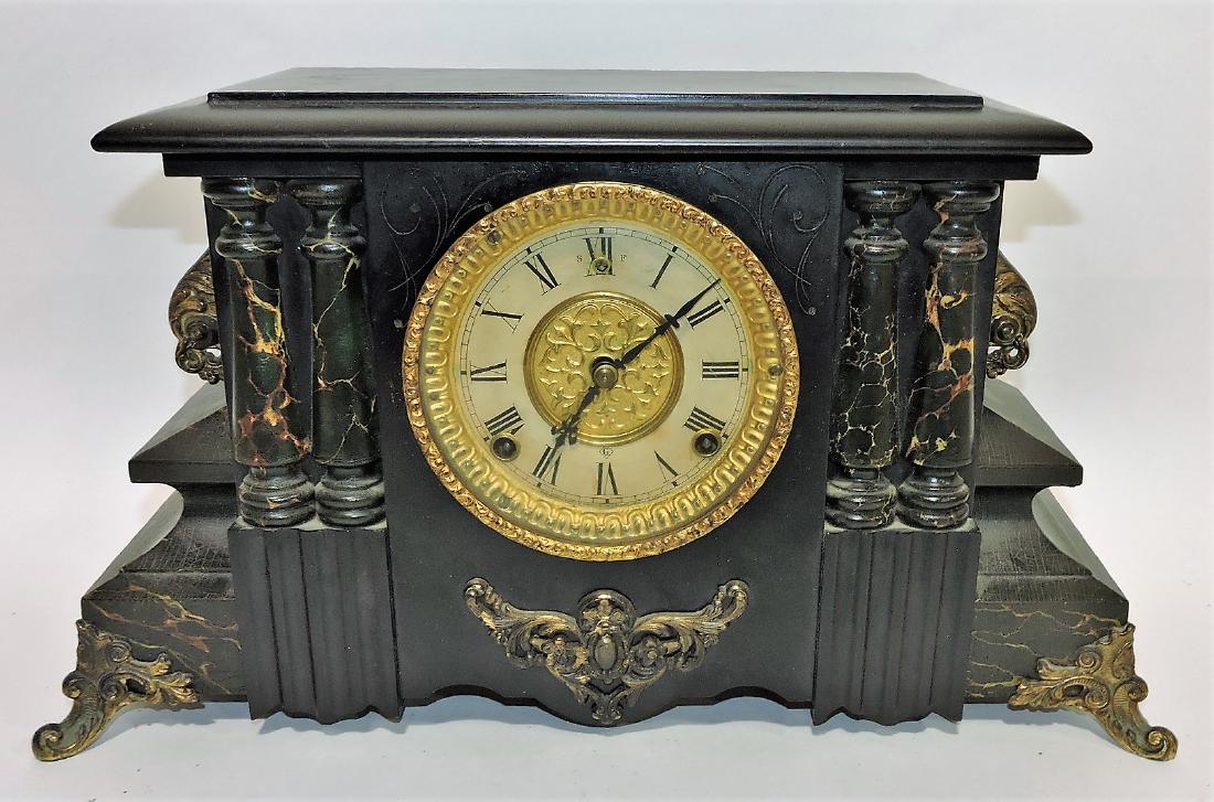 Gilbert black mantle clock (1 of 1)