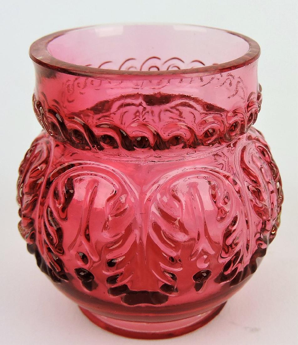 Northwood cranberry Leaf Umbrella: toothpick holder, 2 1/4"