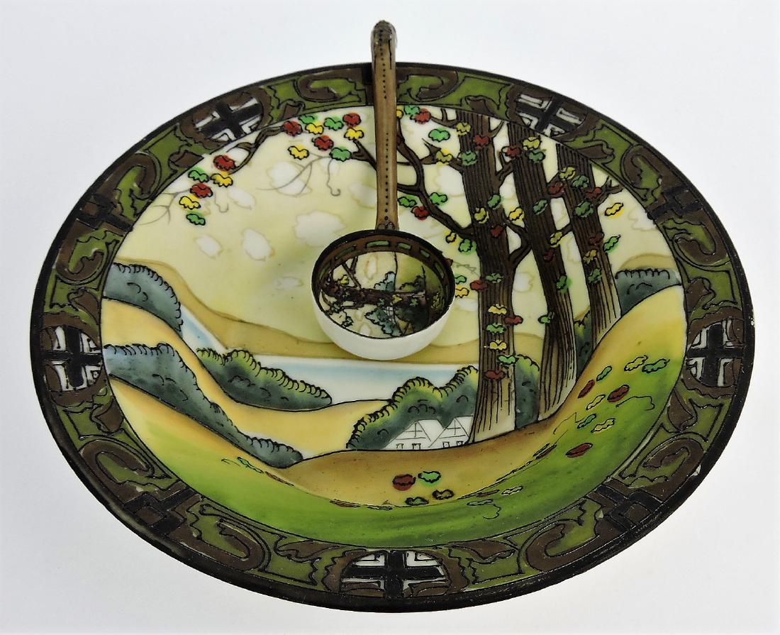Nippon Woodland 7 1/2" bowl with: Woodland ladle