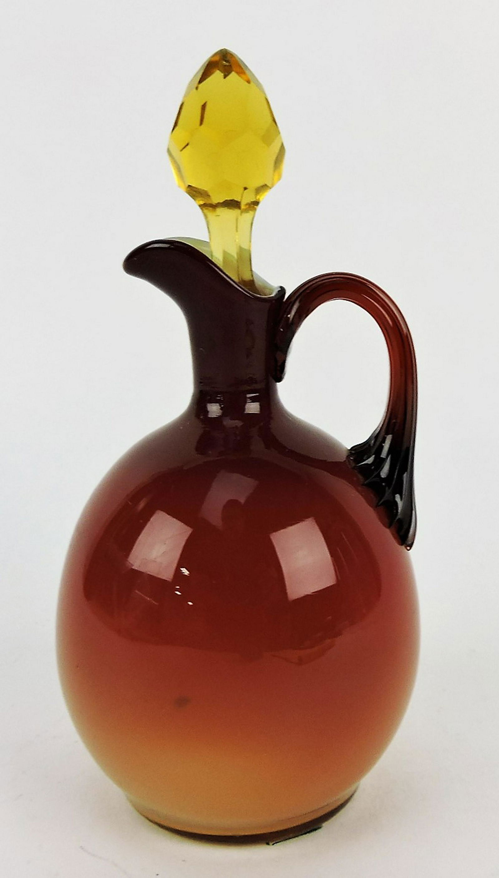 Plated amberina art glass cruet, Sep 26, 2019 Strawser Auction